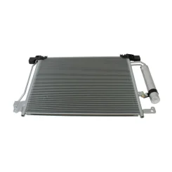 Skraplacz Klimatyzacji Nissan Juke 10- - MAXGEAR (AC830375)