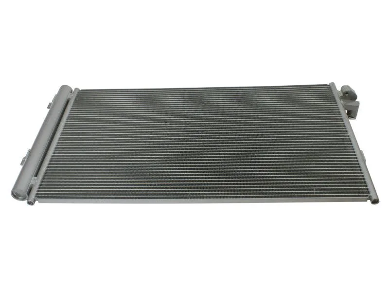 Skraplacz Klimatyzacji Bmw 5 17- - MAXGEAR (AC830369)