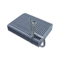 Párologtató, Klímaberendezés - MAXGEAR (AC773078)
