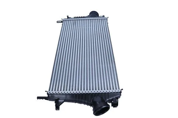 Töltőlevegő-Hűtő - MAXGEAR (AC653811)